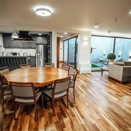 Апартаменты Penthouse Vinci *